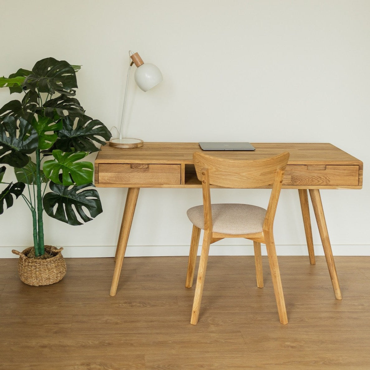 Scrivania in rovere massiccio Tavolo da ufficio nordico