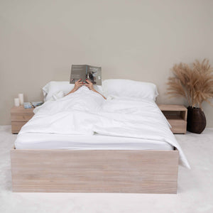 NordicStory Sofia, letto in rovere massiccio con contenitore