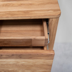 Cassettone Elsa in rovere massiccio