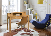 Tre vantaggi dei mobili per ufficio in legno massiccio