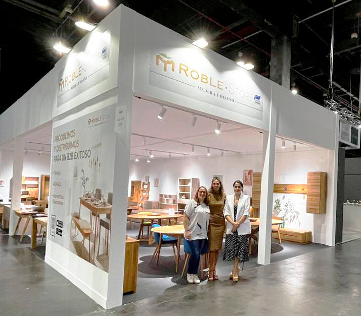 Roble.Store, Nordic Story, Feria Hábitat de Valencia, Mobili in legno massiccio di rovere
