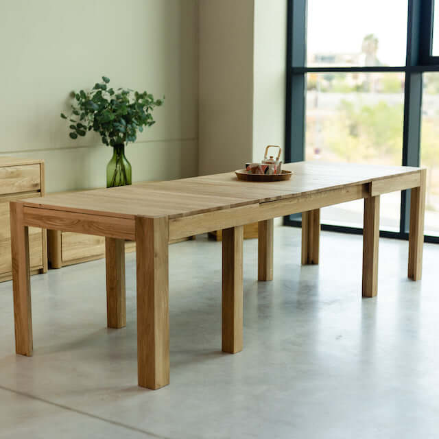 NordicStory_Tavolo_da_sala_pranzo_grande_di_legno_sostenibile_di_quercia_misura_da_pranzo