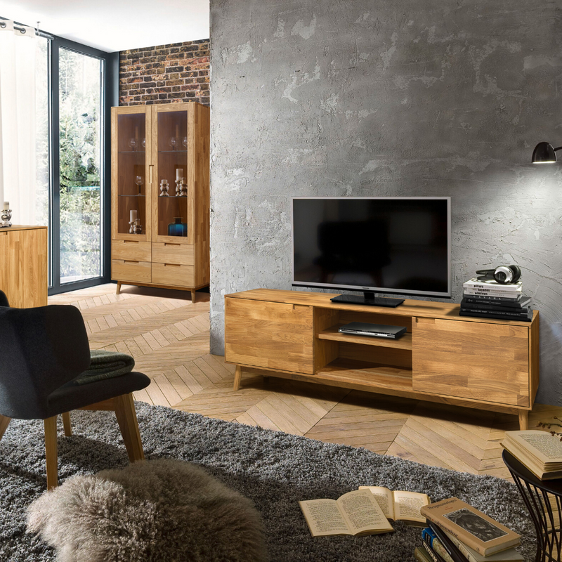 mobili in legno in stile scandinavo