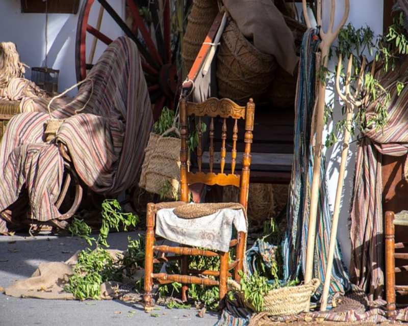 Cosa sono le sedie in legno vintage? Scoprite il loro fascino classico