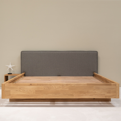 Letto matrimoniale in rovere massiccio Pola : NordicStory