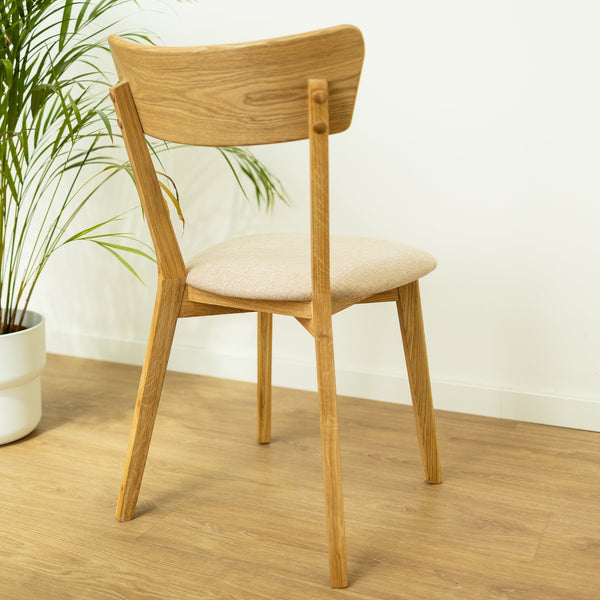 Confezione di 2 o 4 sedie da pranzo in rovere massiccio Diana Beige | NordicStory