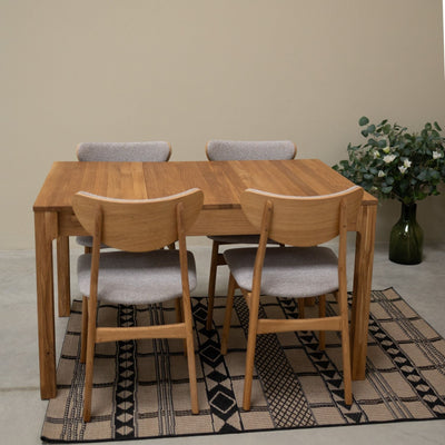 Confezione da 2 o 4 sedie da pranzo Maxwell in rovere massiccio, rivestite in grigio | VESKOR