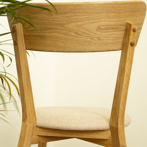 Confezione di 2 o 4 sedie da pranzo in rovere massiccio Diana Beige | NordicStory