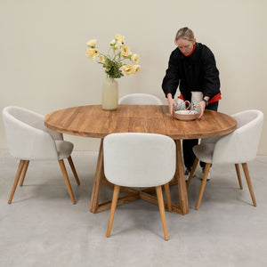 Poltrona in rovere massiccio Ana con imbottitura | VESKOR