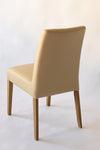 Confezione da 2 o 4 sedie da pranzo Malaga, struttura in rovere massiccio, rivestimento beige | NordicStory