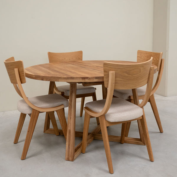 Confezione da 2 o 4 sedie da pranzo Lucas in rovere massiccio, rivestite in grigio o beige | VESKOR