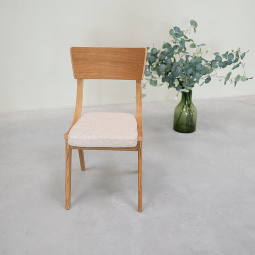Confezione da 2 o 4 sedie da pranzo Lucas in rovere massiccio, rivestite in grigio o beige | VESKOR