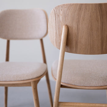 NordicStory Confezione da 2 o 4 sedie da pranzo Varde, struttura in legno massiccio di quercia, sedie in legno 