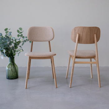 NordicStory Confezione da 2 o 4 sedie da pranzo Varde, struttura in legno massiccio di quercia, sedie in legno 