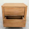 Comodino Elsa in rovere massiccio, 56,5 x 44 x 47 cm | NordicStory