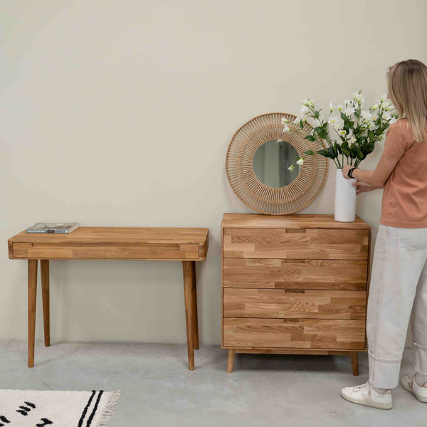 Cassettiera in rovere massiccio Escandi 1, 80 x 45 x 84,5 cm | NordicStory