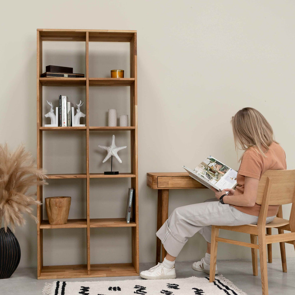 Libreria in rovere massiccio Regal 10, 76 x 35 x 187 cm | NordicStory