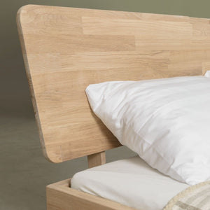 Letto NordicStory in legno massiccio di quercia Camera da letto nordica 