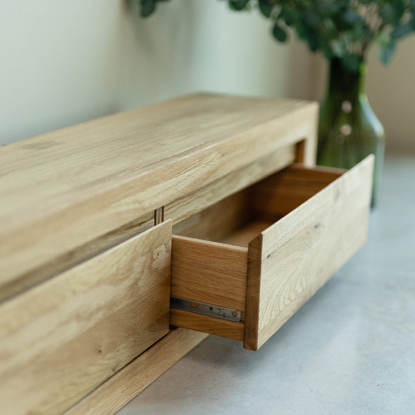Consolle galleggiante in rovere massiccio Sven, 120 / 100 x 25 x 30 cm | NordicStory