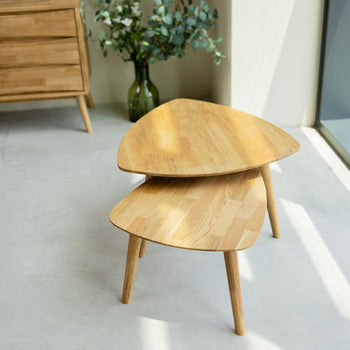NordicStory Tavolini impilabili in legno massiccio di quercia sostenibile