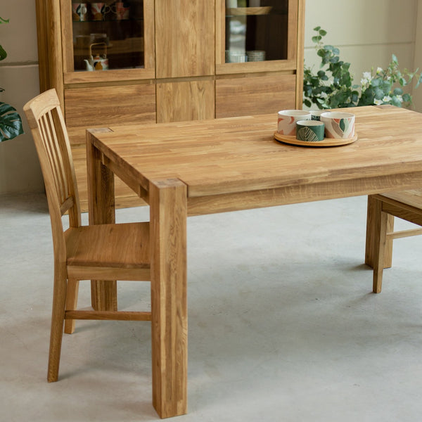 Tavolo da pranzo allungabile in legno massiccio