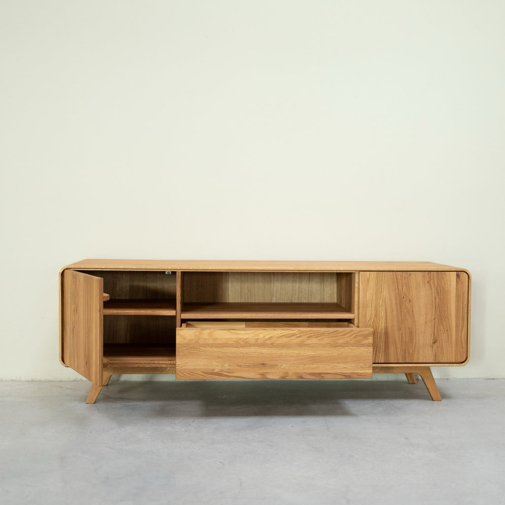 Porta TV NordicStory in rovere massiccio Geneva 1, 160 x45 x 55 cm.
