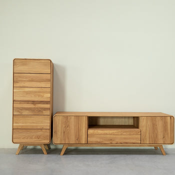 Porta TV NordicStory in rovere massiccio Geneva 1, 160 x45 x 55 cm.