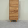 Cassettiera NordicStory in rovere massiccio Ginevra 1, 50 x 42 x 126 cm.