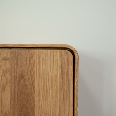 Panca in legno massiccio NordicStory Geneva in rovere, 90 x 45 x 50 cm.