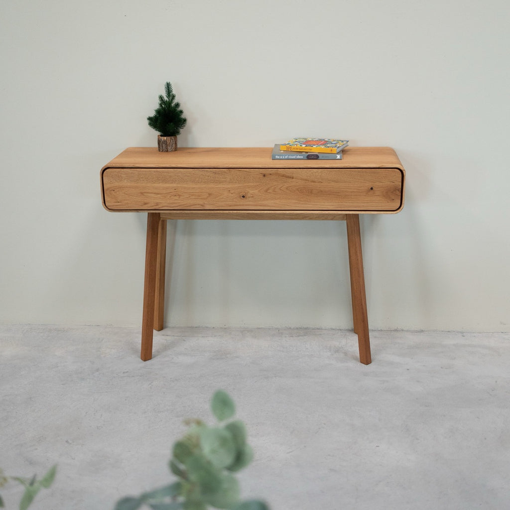 Comò console NordicStory in rovere massiccio Ginevra, 110 x 35 x 80 cm.