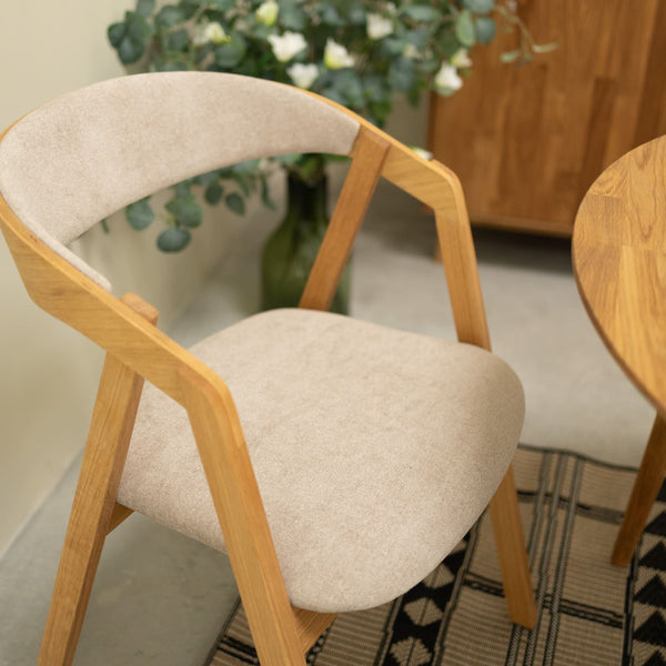VESKOR Confezione da 2 o 4 sedie da pranzo in rovere massiccio Knut, rivestimento Beige/Grigio antracite Oak.Store