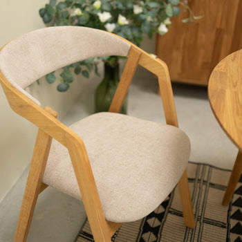 VESKOR Confezione da 2 o 4 sedie da pranzo in rovere massiccio Knut, rivestimento Beige/Grigio antracite Oak.Store