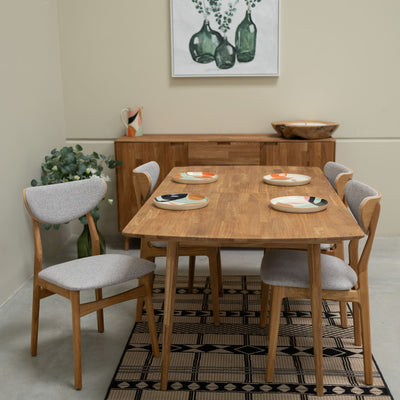 Veskor Confezione da 2 o 4 sedie da pranzo in rovere massiccio Maxwell, rivestite in rovere grigio.Store