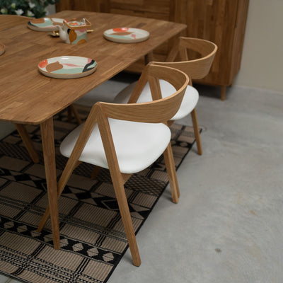 Veskor Confezione da 2 o 4 sedie da pranzo in rovere massiccio Oscar, rivestite in rovere bianco.Store