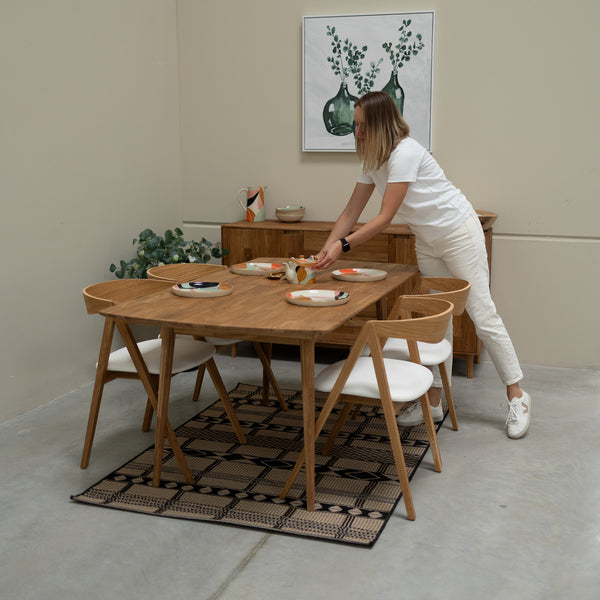 VESKOR Confezione da 2 o 4 sedie da pranzo in rovere massiccio Oscar, rivestite in bianco
