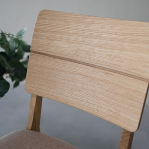 NordicStory Confezione di sedie da pranzo imbottite in rovere massiccio della collezione Mauritz Mobili in colore beige nordico dal design moderno Rovere.