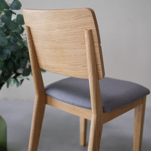 NordicStory Confezione di sedie da pranzo imbottite in rovere massiccio della collezione Mauritz Mobili in colore grigio nordico dal design moderno Rovere.