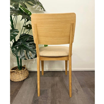 NordicStory Confezione da 2 o 4 sedie da pranzo Mauritz, struttura in rovere massiccio, imbottitura