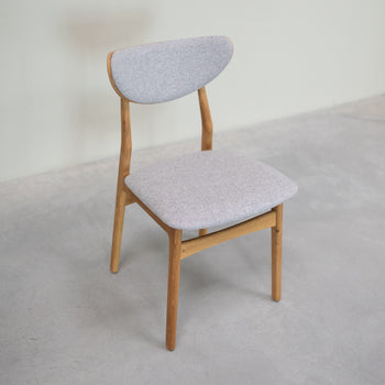 VESKOR Confezione da 2 o 4 sedie da pranzo in rovere massiccio Maxwell, rivestite in grigio