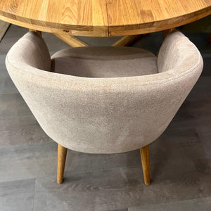 Poltrona in rovere massiccio Ana con imbottitura | VESKOR