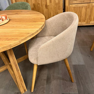 Poltrona in rovere massiccio Ana con imbottitura | VESKOR