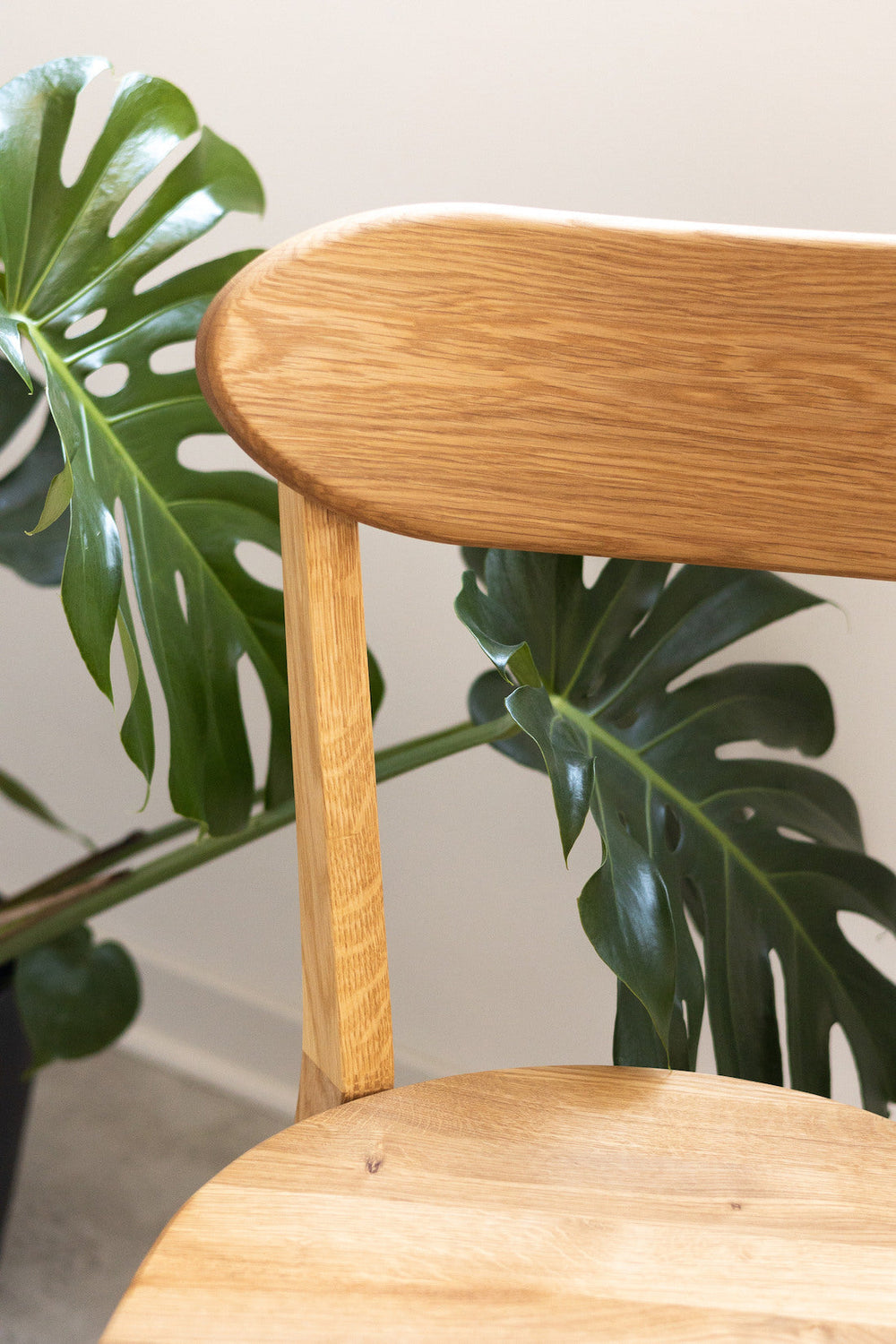 Confezione da 2 o 4 sedie da pranzo in rovere massiccio Isku | NordicStory