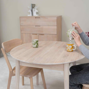 Tavolo da pranzo rotondo allungabile in rovere massiccio Escandi 3, 100-130 x 100 x 75 cm | NordicStory