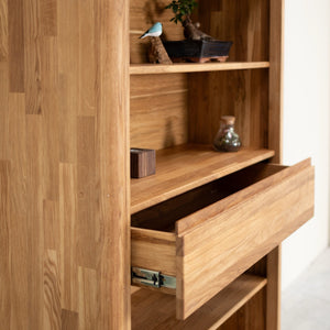 Libreria Estanteria de pared con 2 cajones de madera maciza de roble Elsa 2 | NordicStory