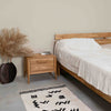 Comodino Atlanta in rovere massiccio, 56,2 x 38,2 x 47 cm | NordicStory