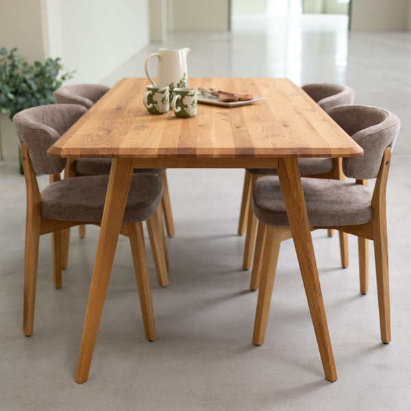 Mesa rectangular de comedor de madera maciza de roble Geneva | NordicStory