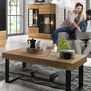 Tavolino LoftStory con gambe in metallo 