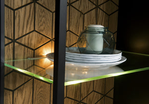 Vetrina in legno di quercia LoftStory, design moderno nordico