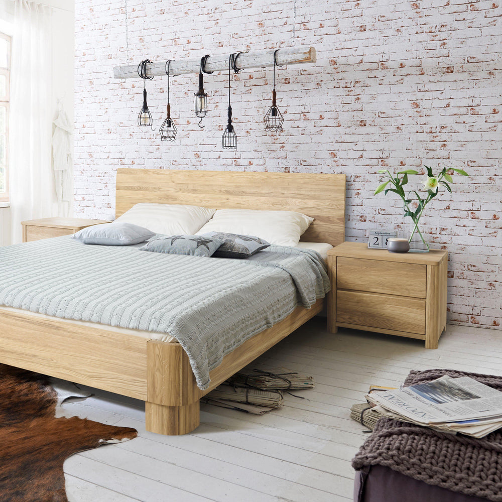 Comodino Elsa in rovere massiccio, 56,5 x 44 x 47 cm | NordicStory