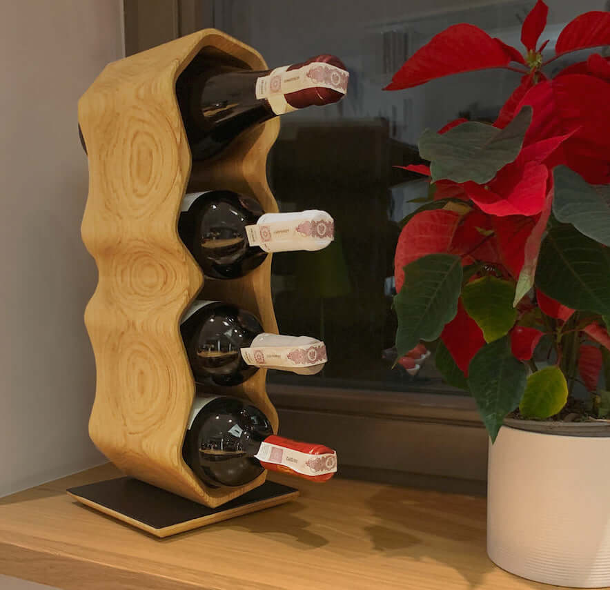 Portabottiglie in rovere fatto a mano AWRY 2.0, supporto per 4 bottiglieRoble.Store